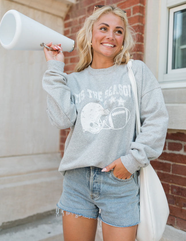 AQ194442_tistheseasonsweatshirt_7.jpg
