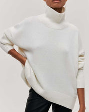 EVY - TURTLENECK SWEATER