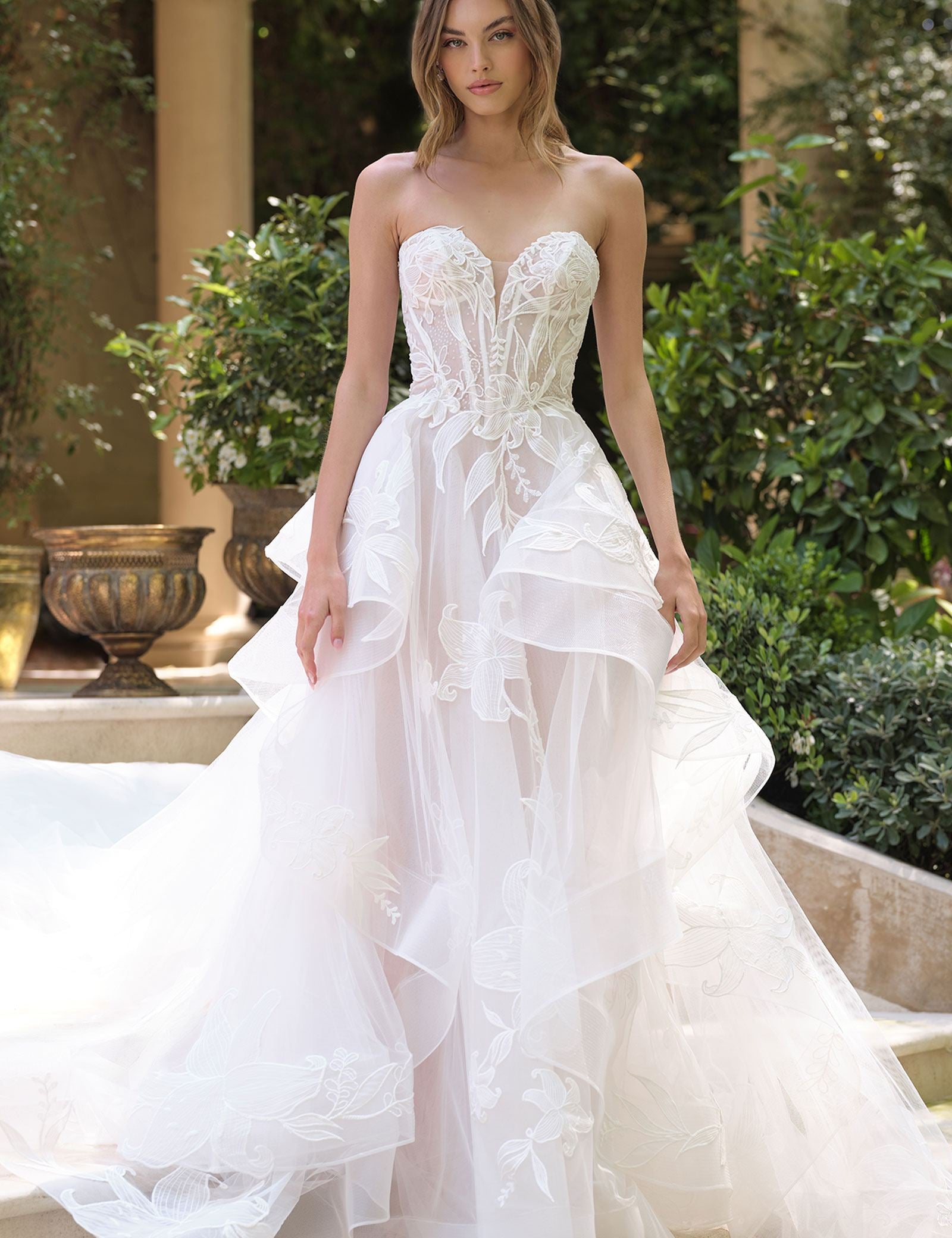 WL059_OFF--WHITE-NUDE_FRONT.jpg