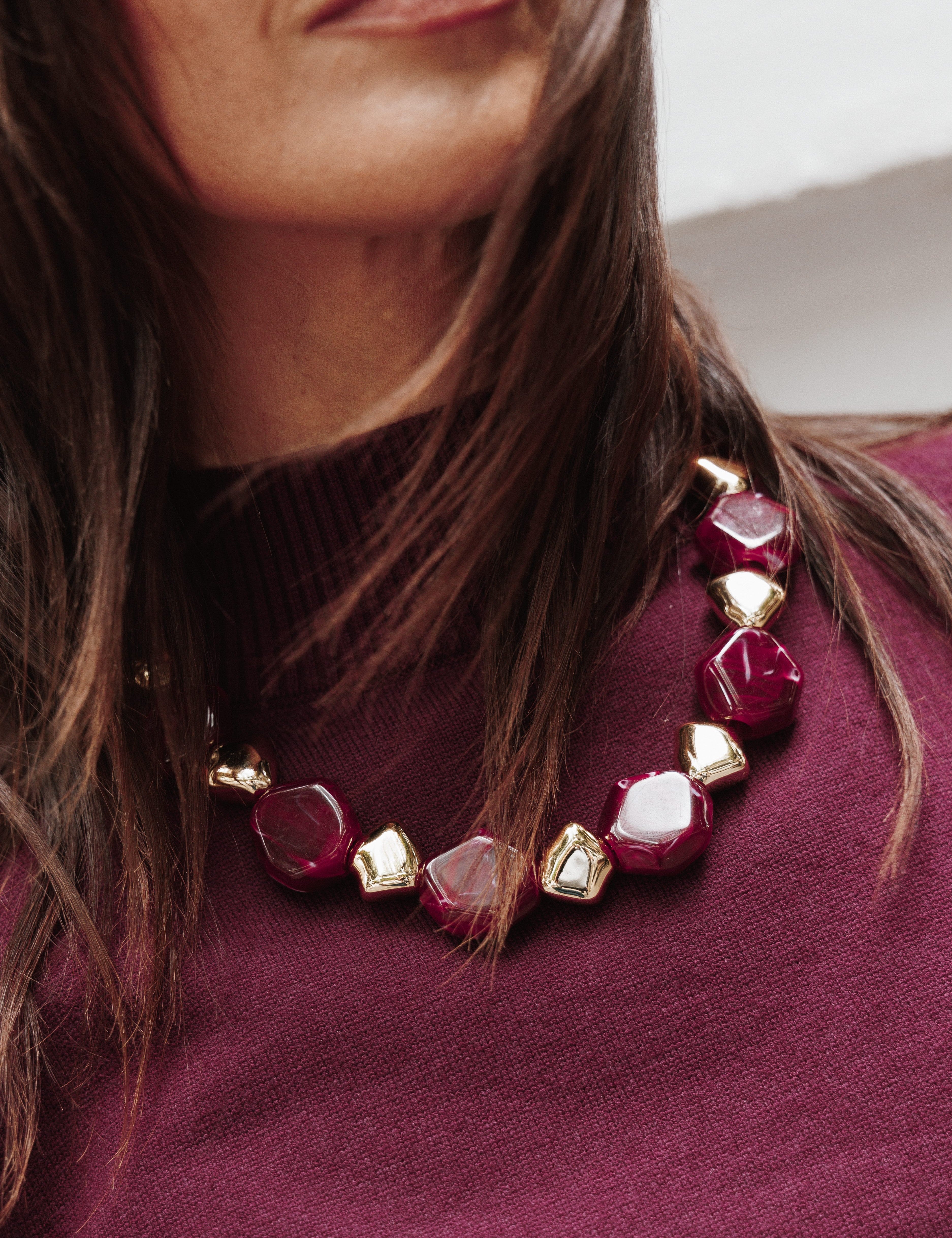 accessories-amberlyn-beaded-necklace-deep-red-1259060891.jpg