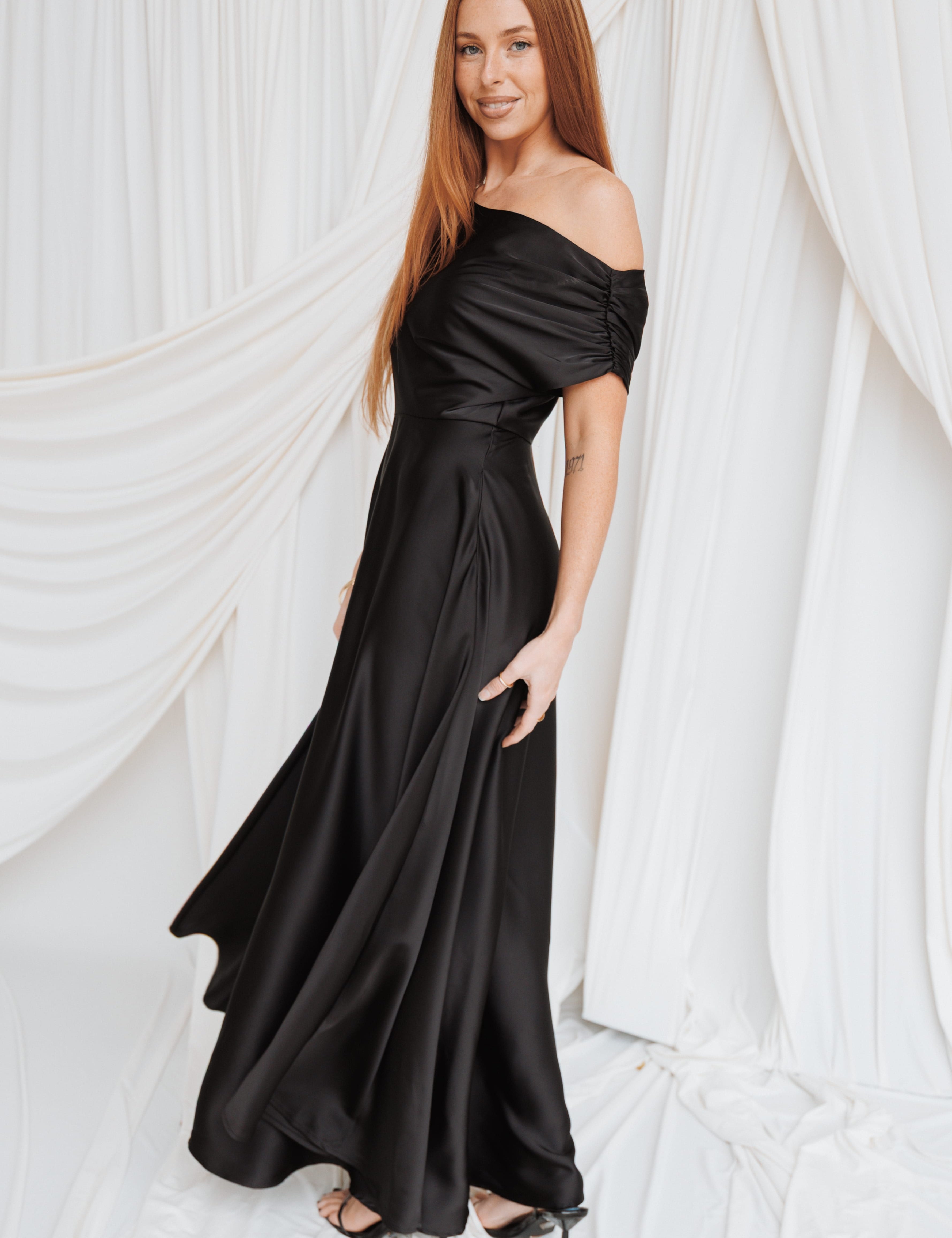 dresses-alyce-maxi-dress-black-1253817259.jpg