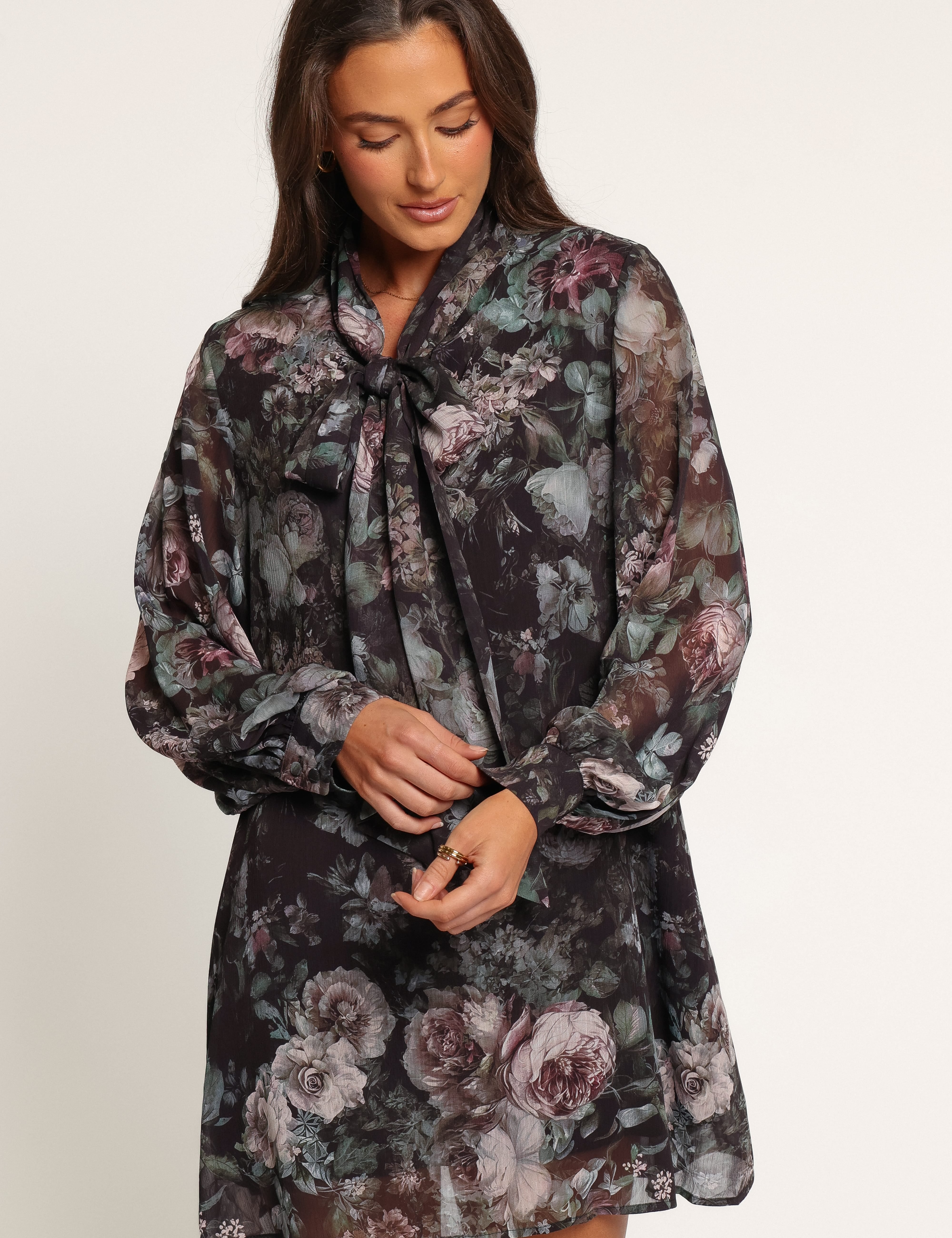 dresses-baylie-long-sleeve-mini-dress-black-rose-1257313329.jpg