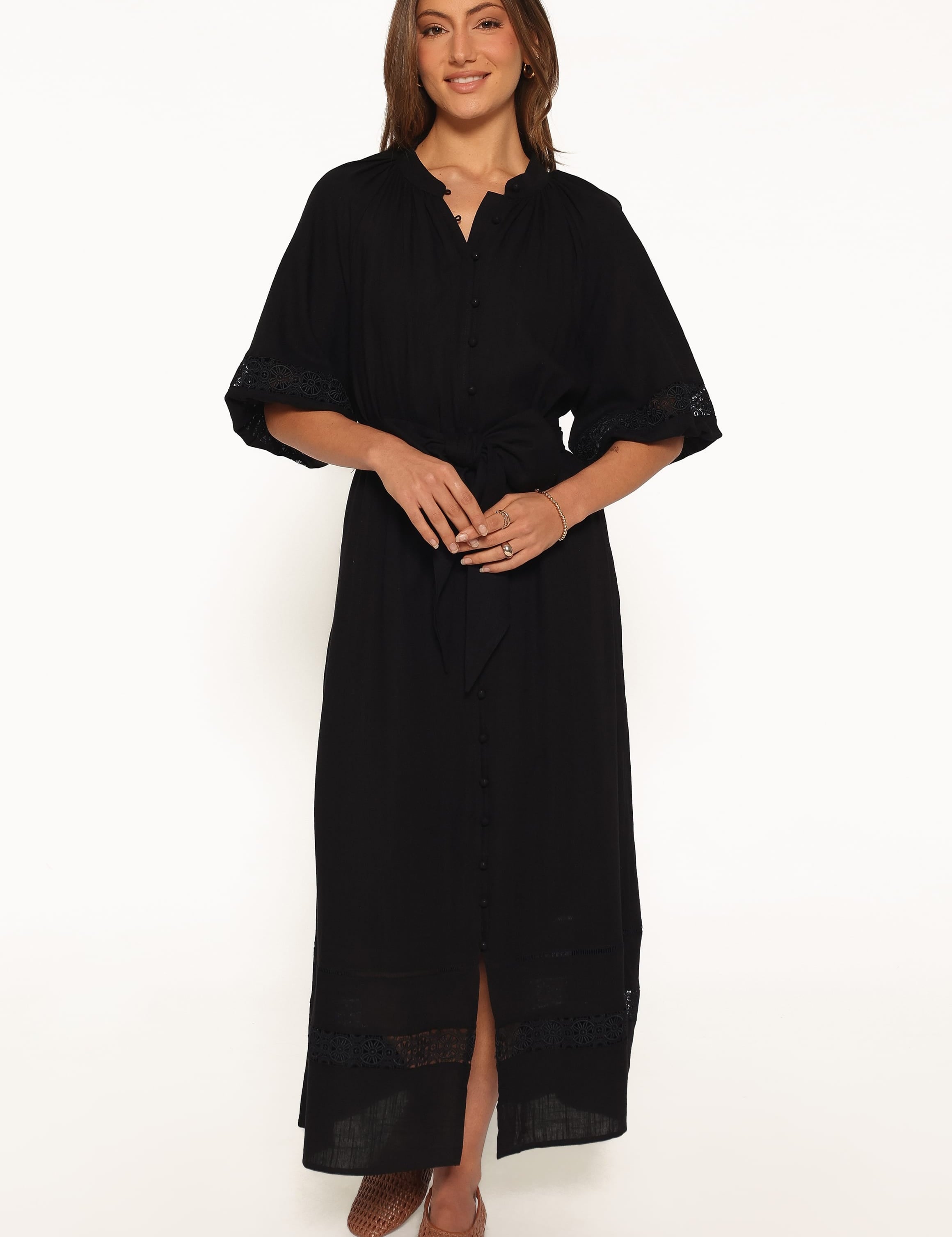 dresses-decosta-long-sleeve-maxi-dress-black-1249988950.jpg