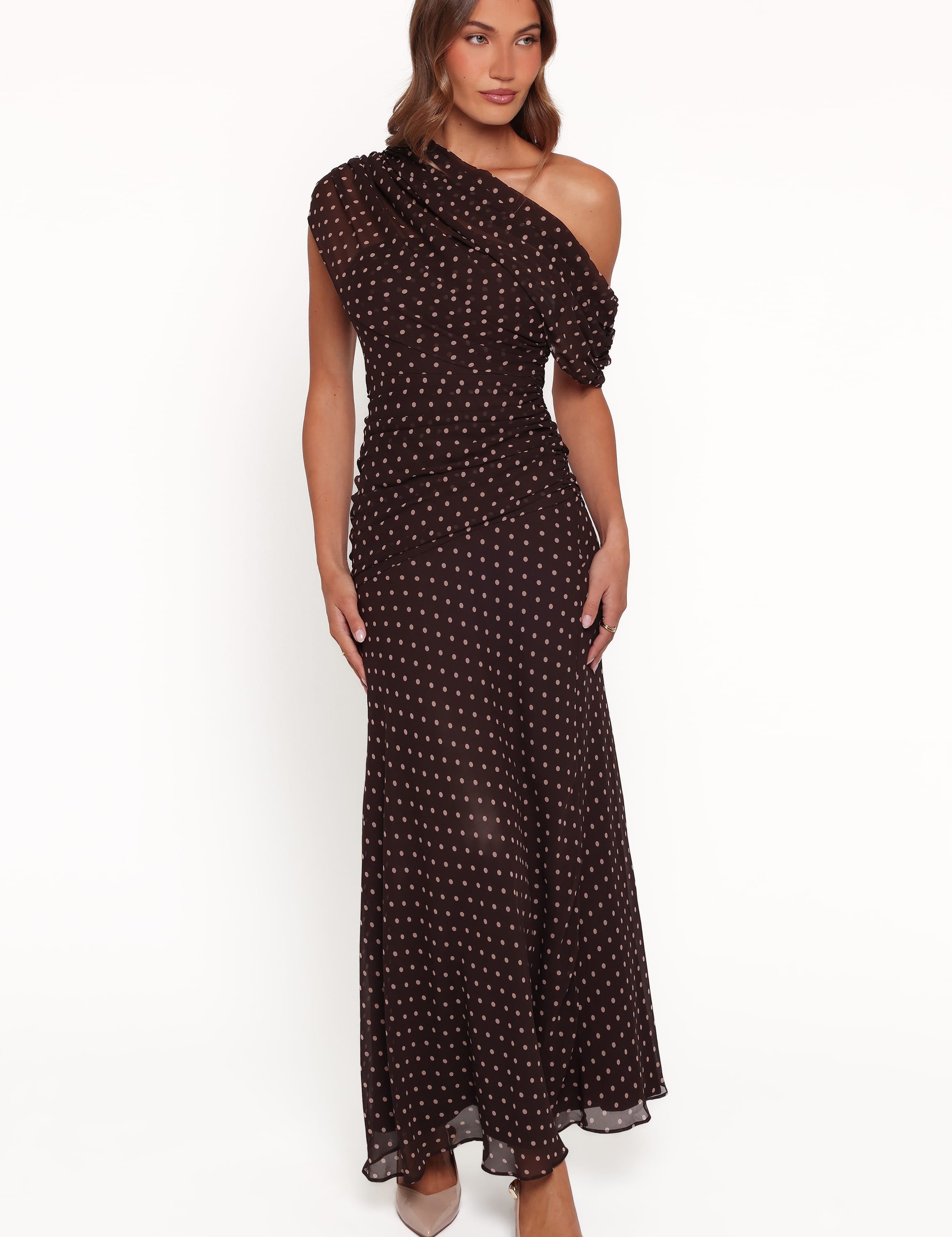 dresses-kyrene-off-shoulder-maxi-dress-brown-spot-1254052554.jpg
