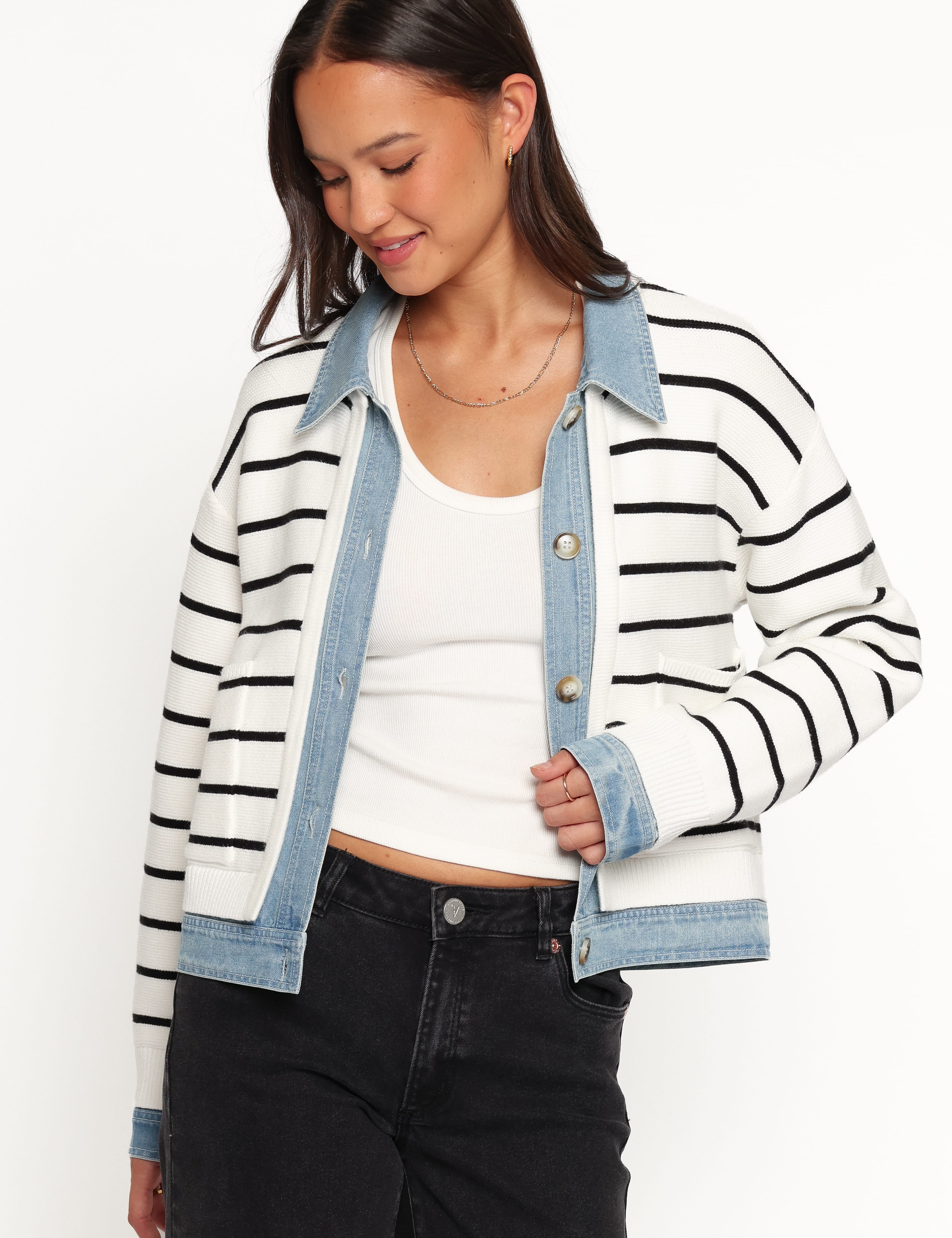knitwear-uma-denim-collar-cardigan-cream-1253475479.jpg