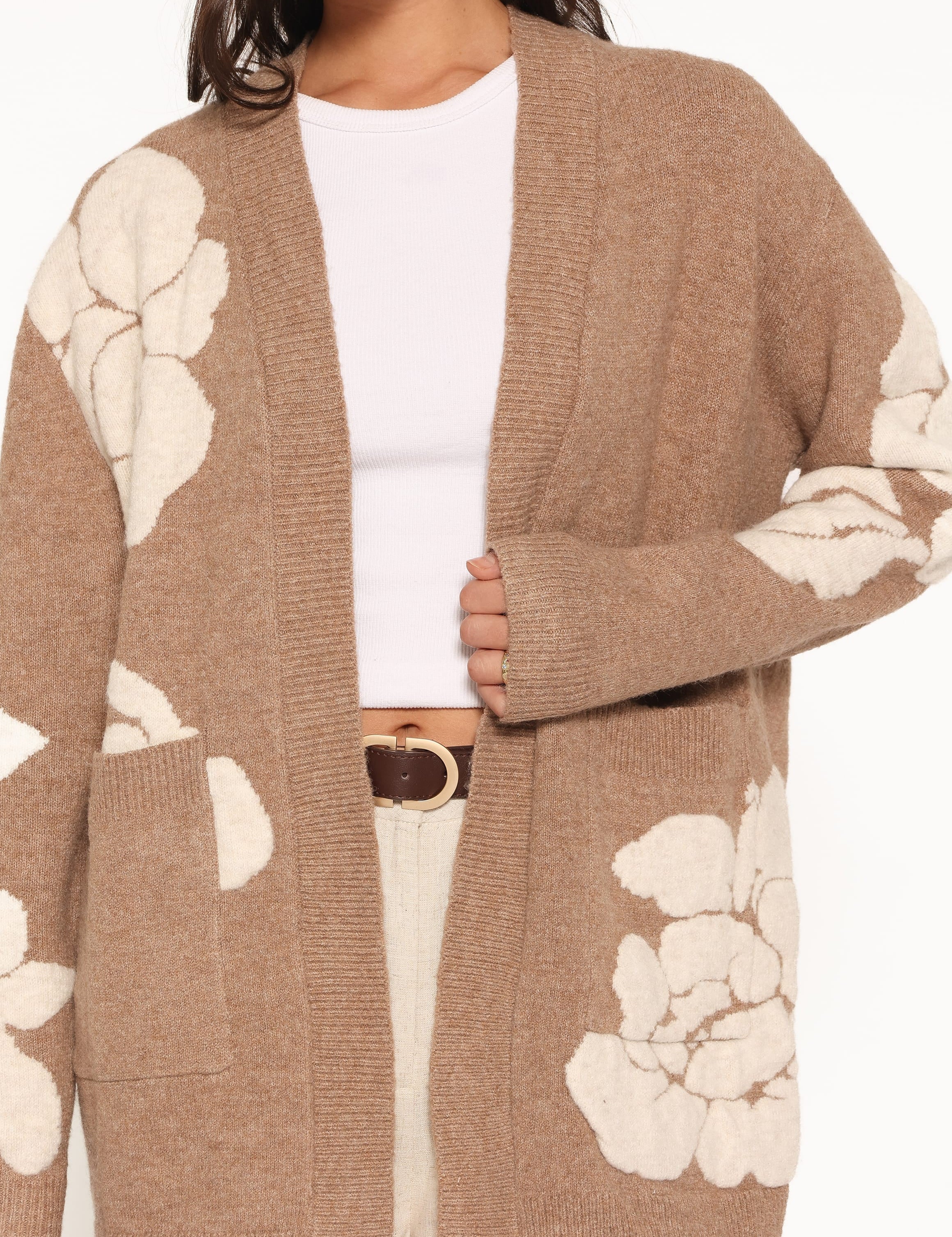 knitwear-wendy-open-cardigan-beige-floral-1249263840.jpg
