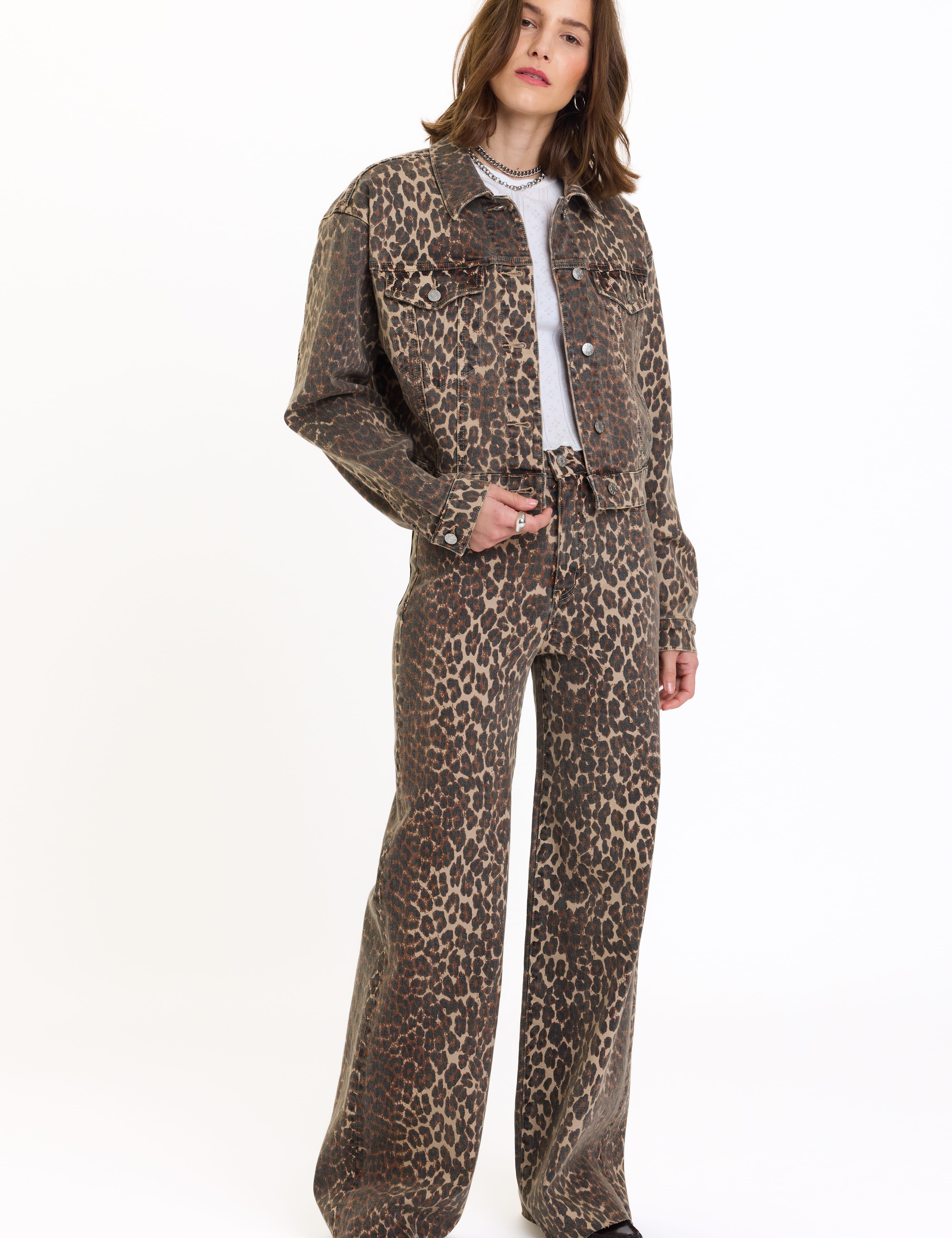 outerwear-daze-del-mar-cropped-denim-jacket-cool-cat-1255941319.jpg