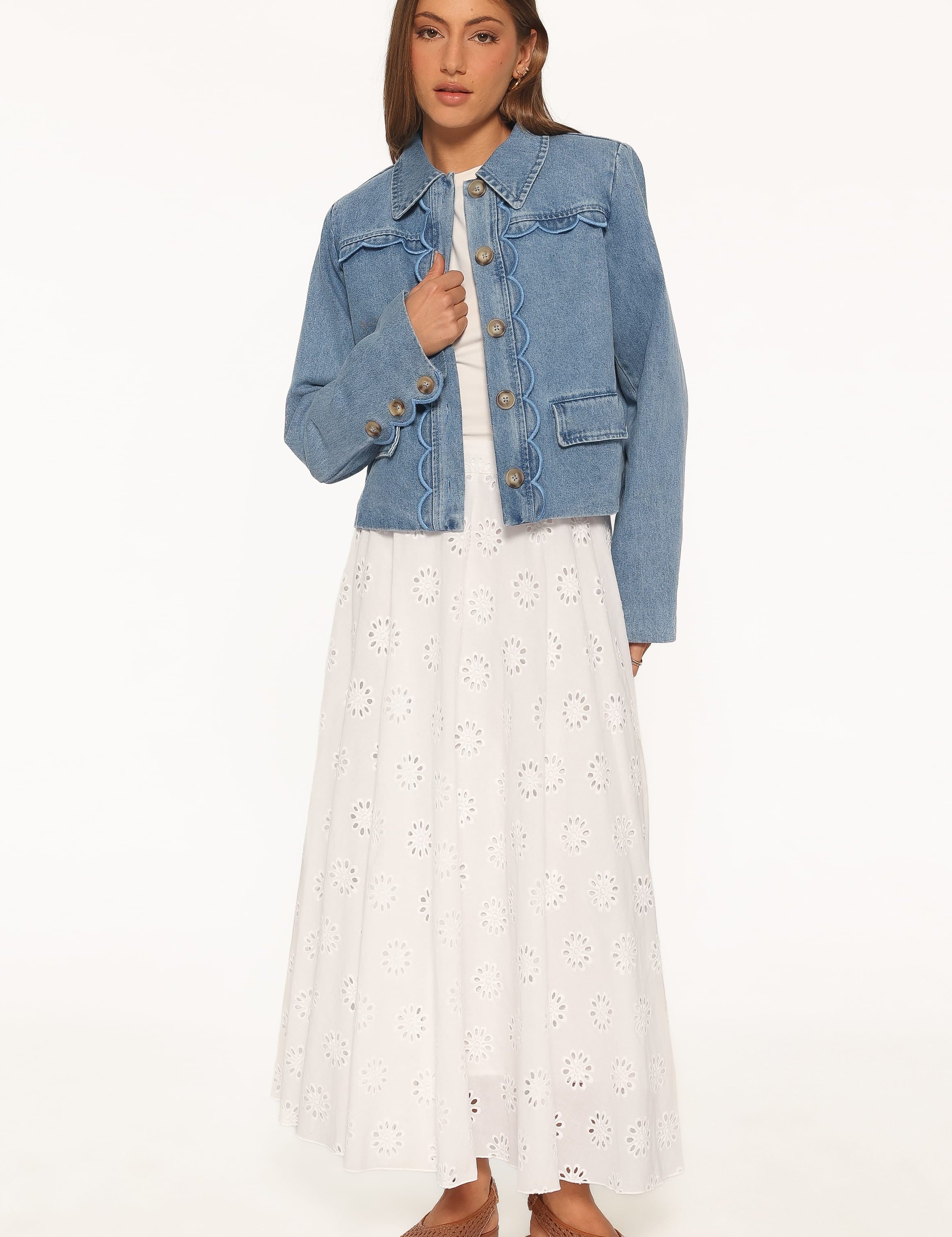 outerwear-heidi-scallop-trim-denim-jacket-medium-wash-1249988841.jpg