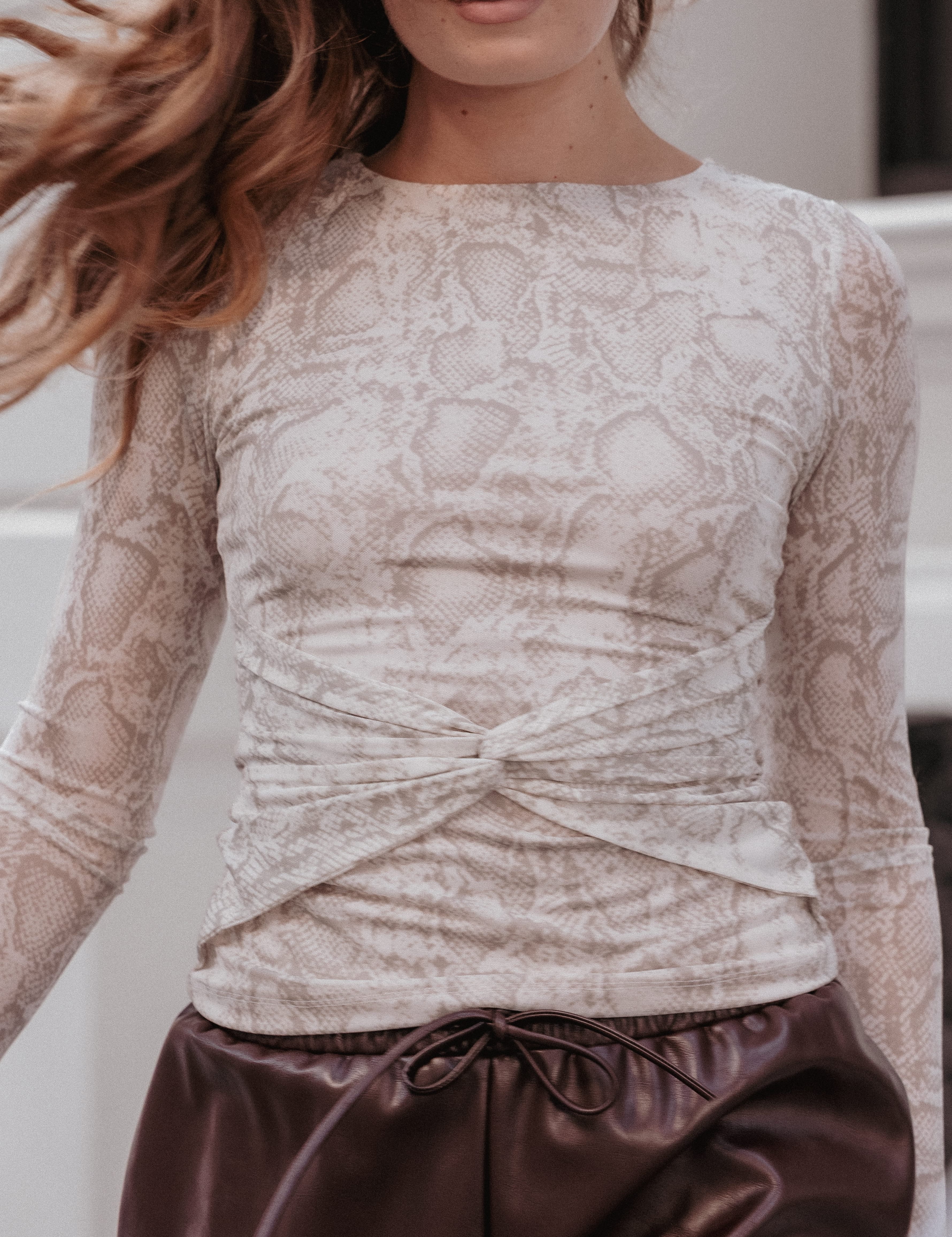 tops-bellie-twisted-mesh-top-snake-print-1257442161.jpg
