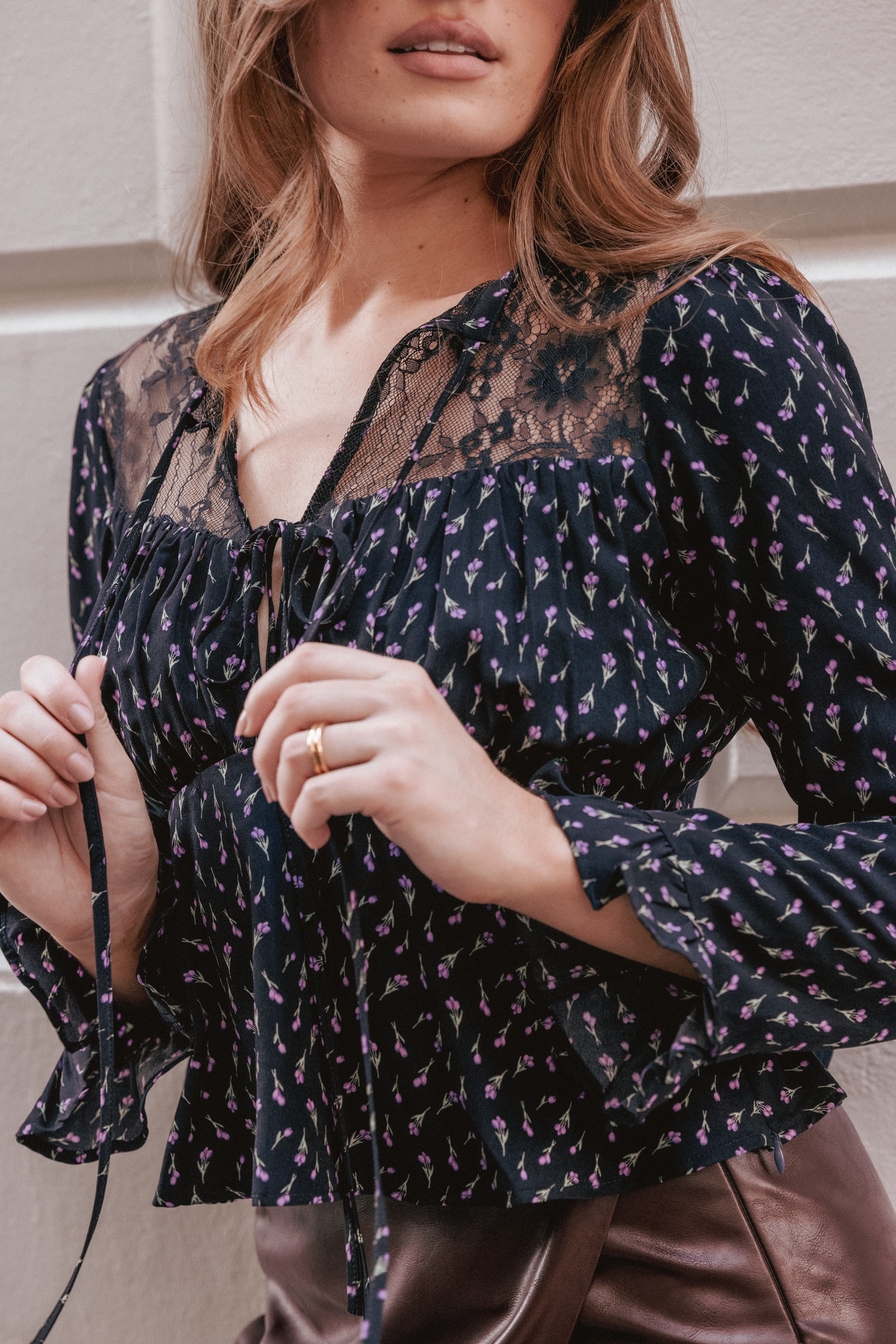 Caoimhe Lace Inset Top - Navy Tulip Floral