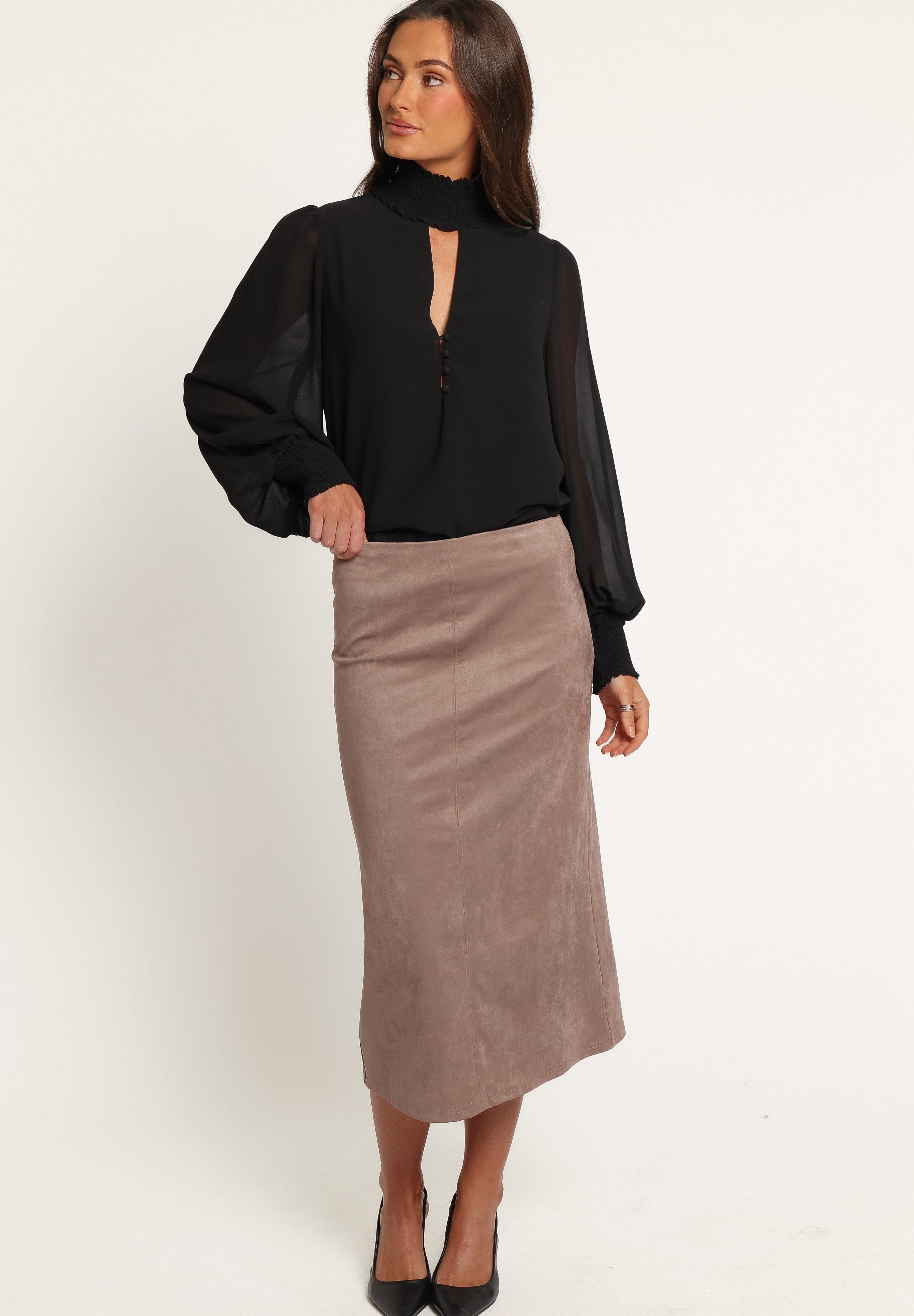 Linna Smocked Keyhole Top - Black